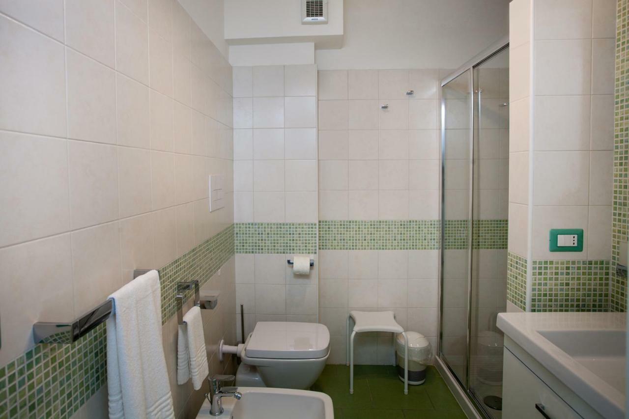 B&B A Due Passi Dal Mare Catona Di Reggio Calabria Exteriör bild