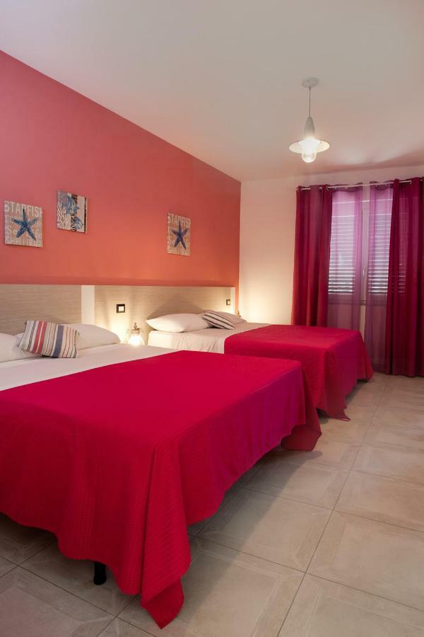 B&B A Due Passi Dal Mare Catona Di Reggio Calabria Exteriör bild